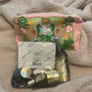 Estée Lauder travel set 
Subtropical paradise